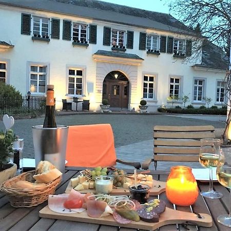 Karolingerhof Hotel Kröv Екстериор снимка