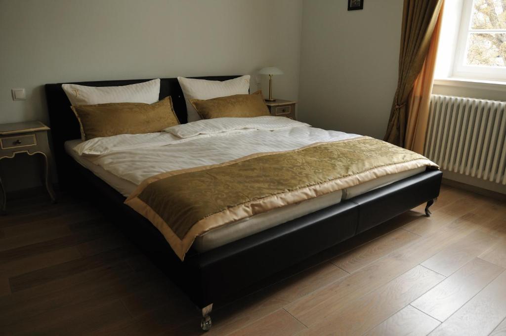 Karolingerhof Hotel Kröv Екстериор снимка