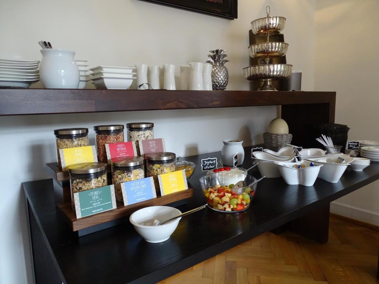 Karolingerhof Hotel Kröv Екстериор снимка