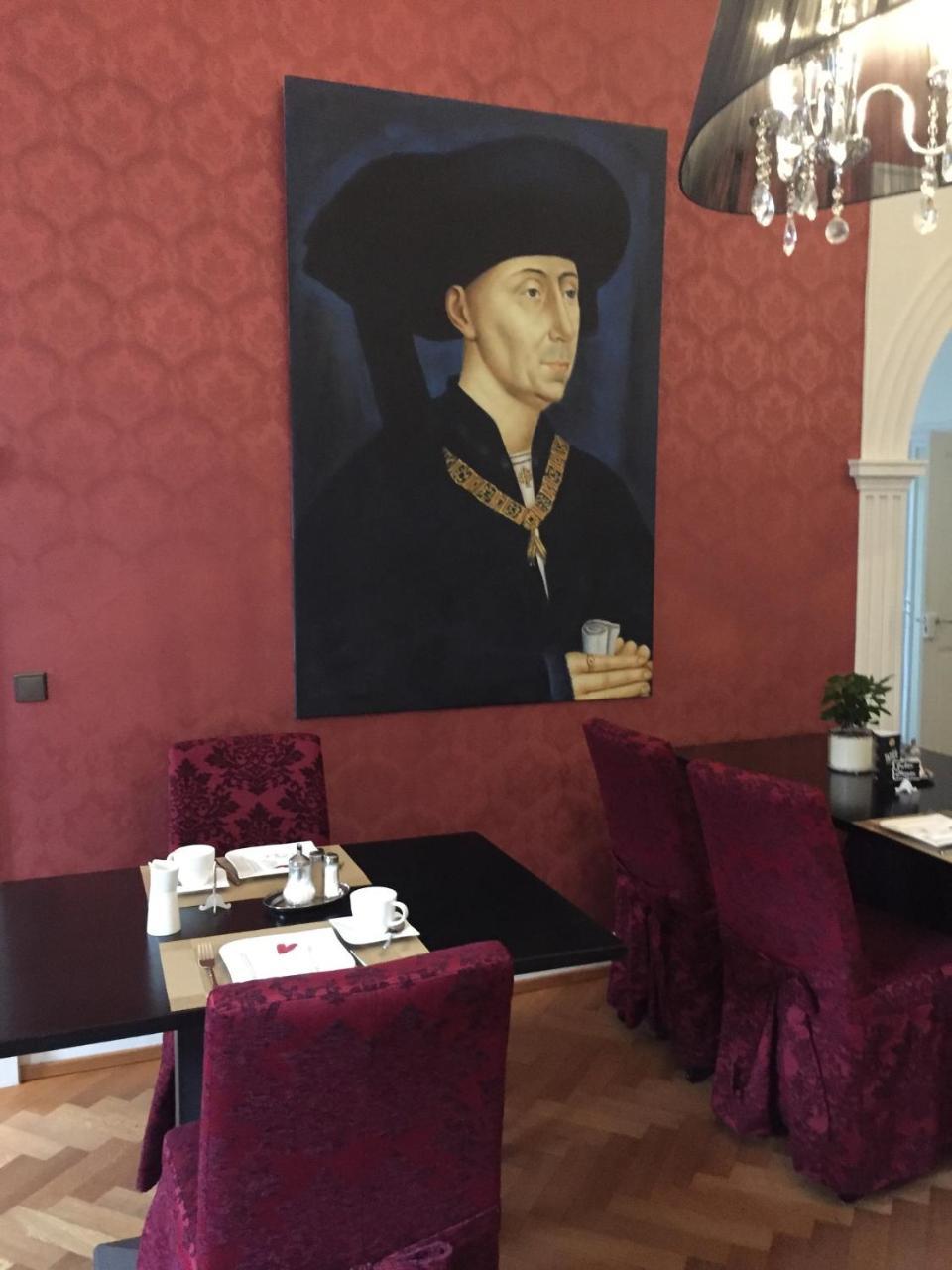 Karolingerhof Hotel Kröv Екстериор снимка