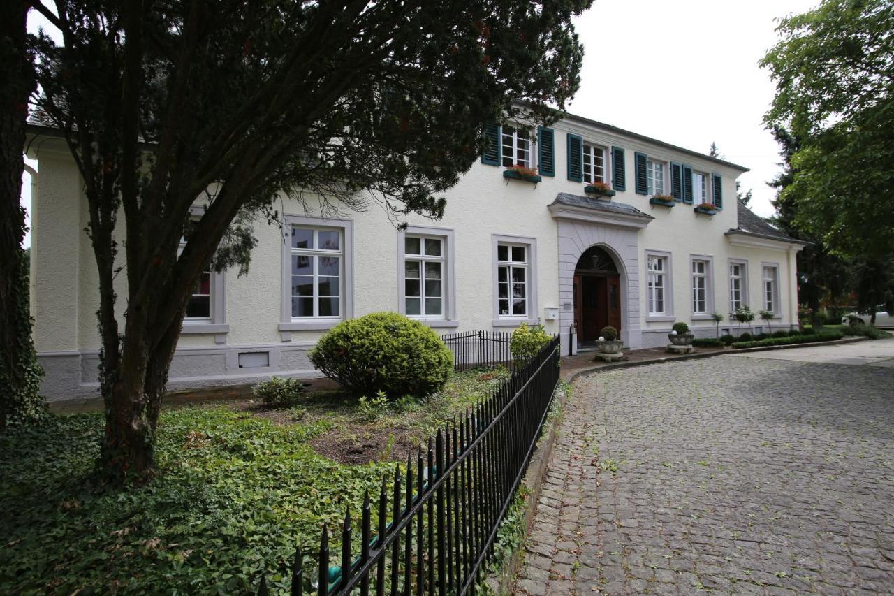 Karolingerhof Hotel Kröv Екстериор снимка